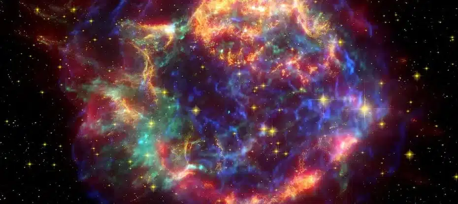 raios-cosmicos-cassiopia-a-composite-930×415